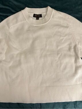 Truth Women's Crewneck Sweater in White